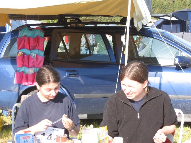 gemeinsames Fr&uuml;hst&uuml;ck vor dem Start