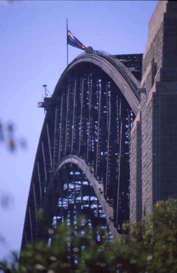 Br�cke mit Bridgeclimbern