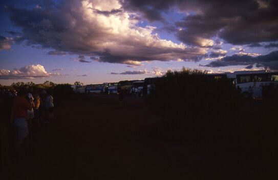 Uluru Sonnenuntergang - Busversammlung